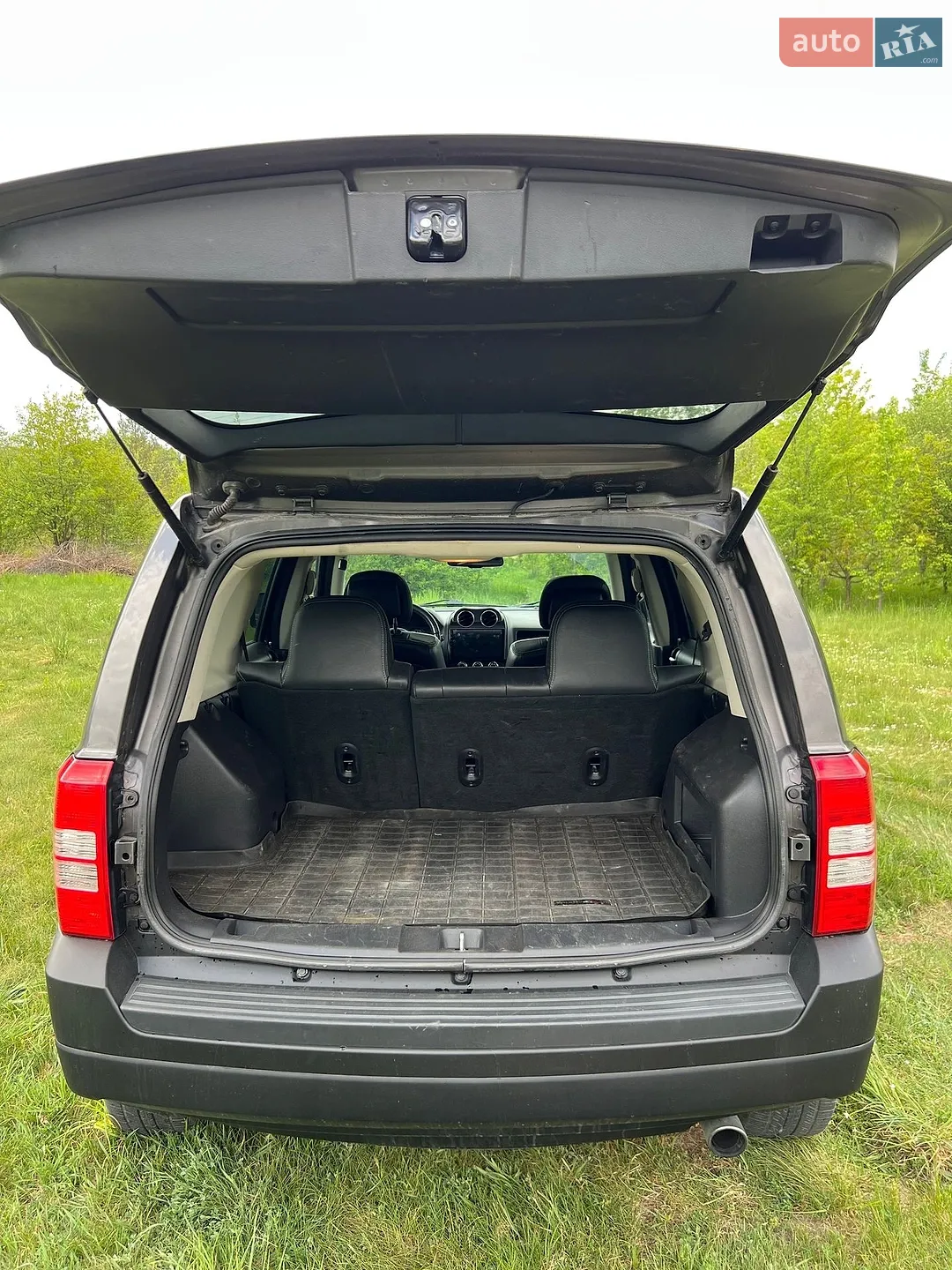 2016 Jeep Liberty (Patriot) - мініатюра 18