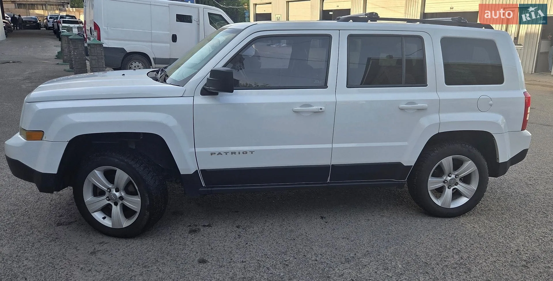 2014 Jeep Liberty (Patriot) - мініатюра 15