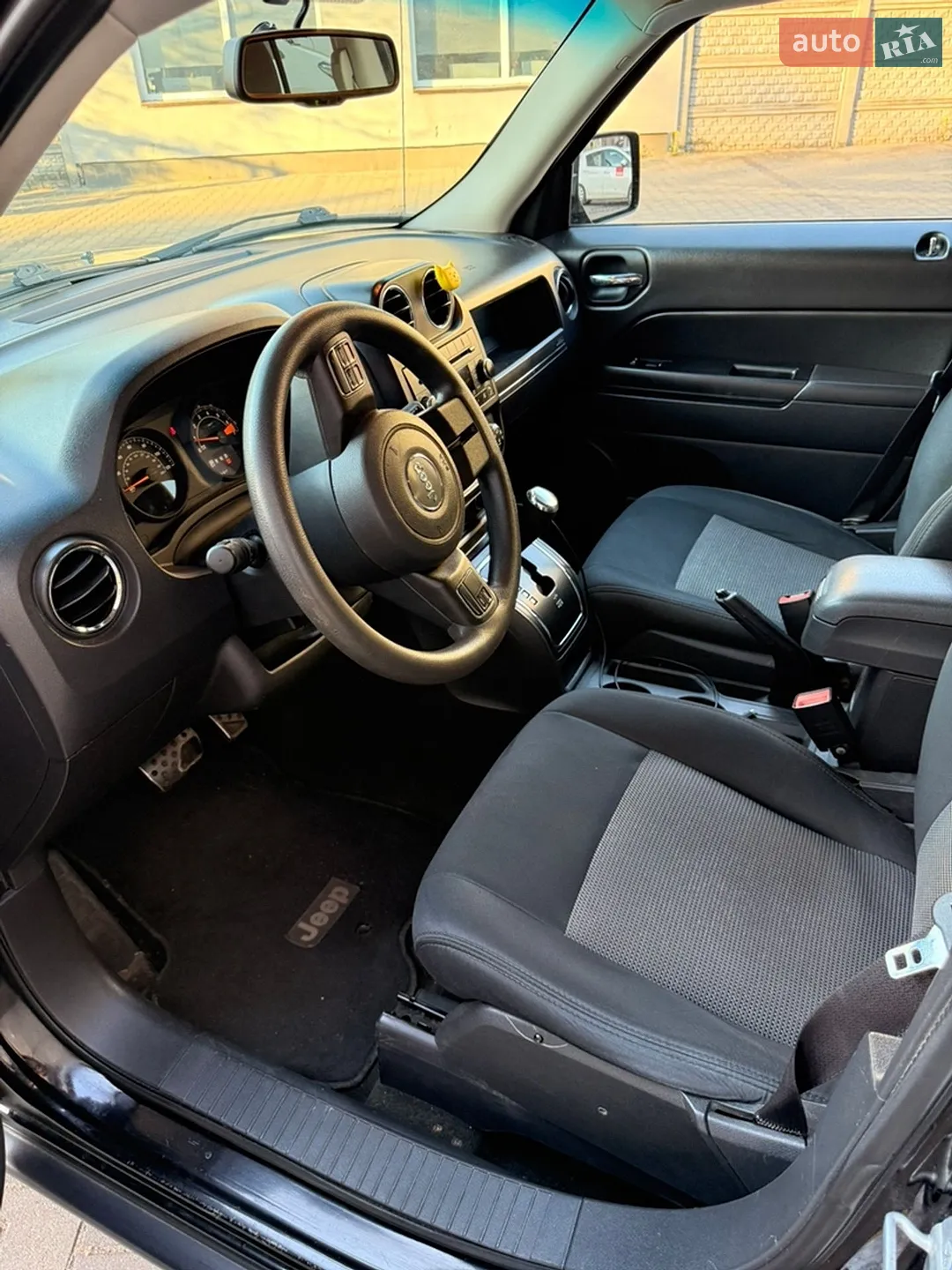2013 Jeep Liberty (Patriot) - мініатюра 11