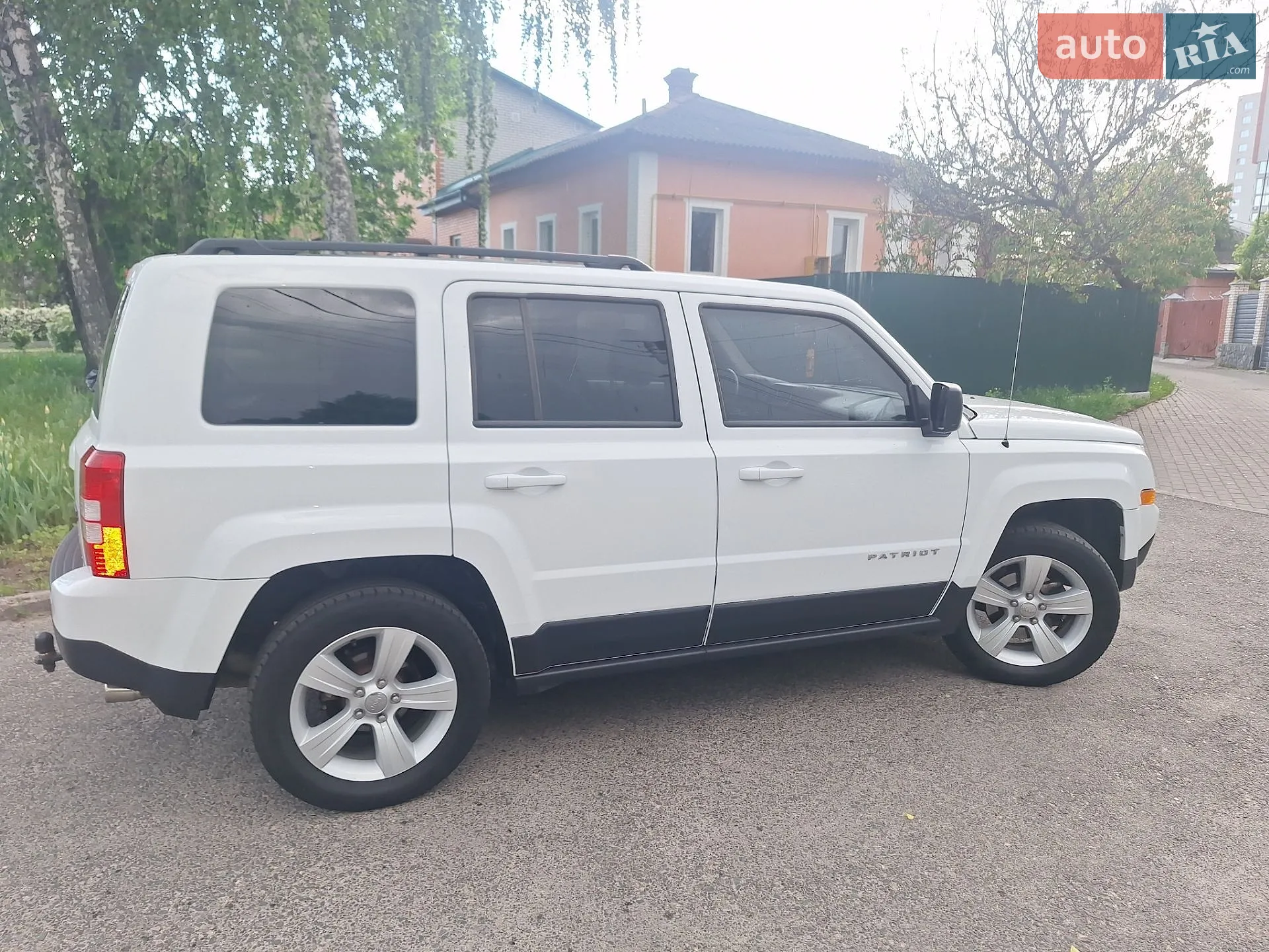 2015 Jeep Liberty (Patriot) - мініатюра 4