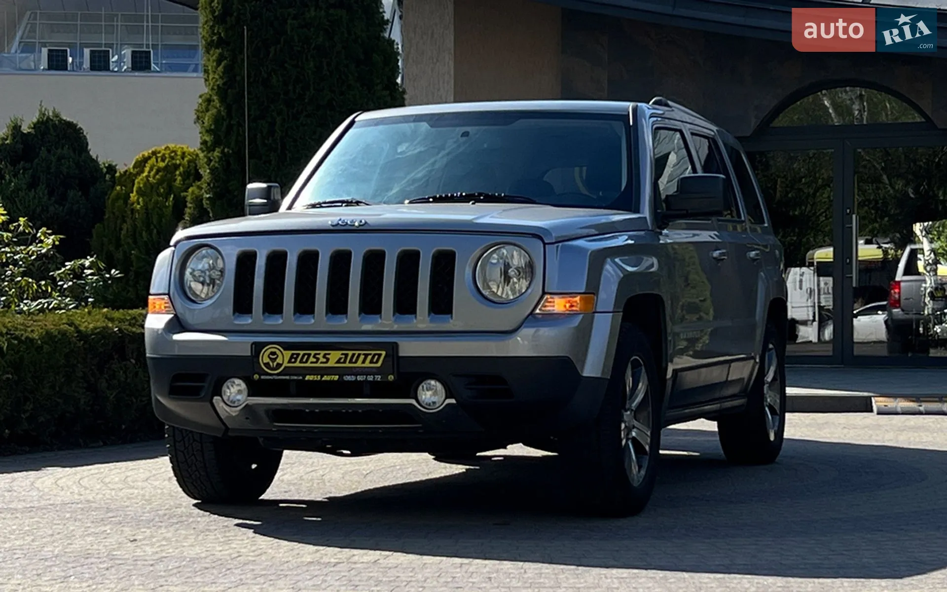 2015 Jeep Liberty (Patriot) - мініатюра 3