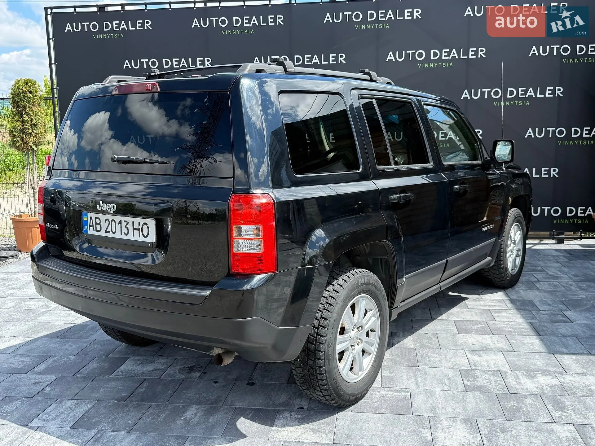 2014 Jeep Liberty (Patriot) - мініатюра 8