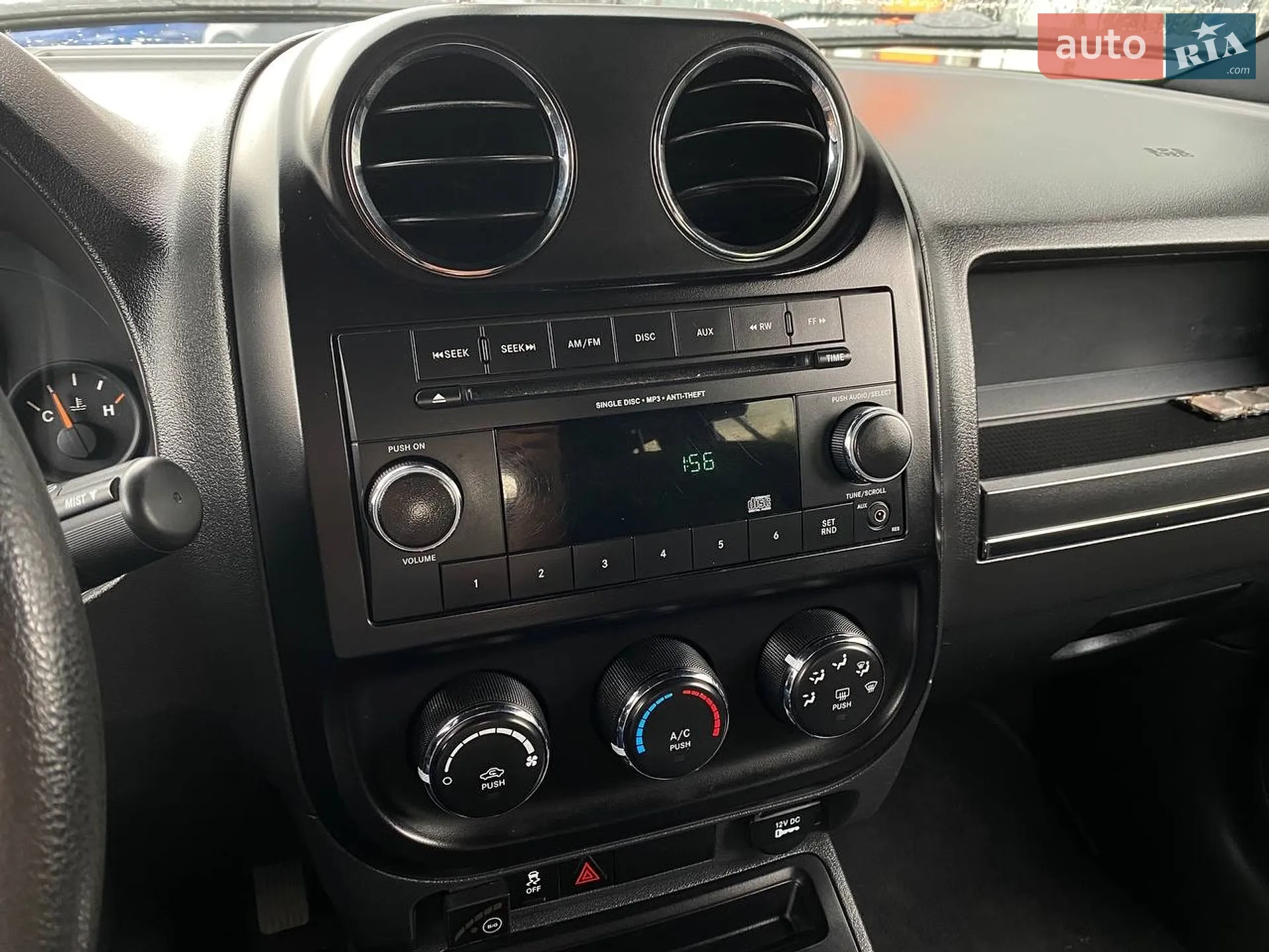 2015 Jeep Liberty (Patriot) - мініатюра 12