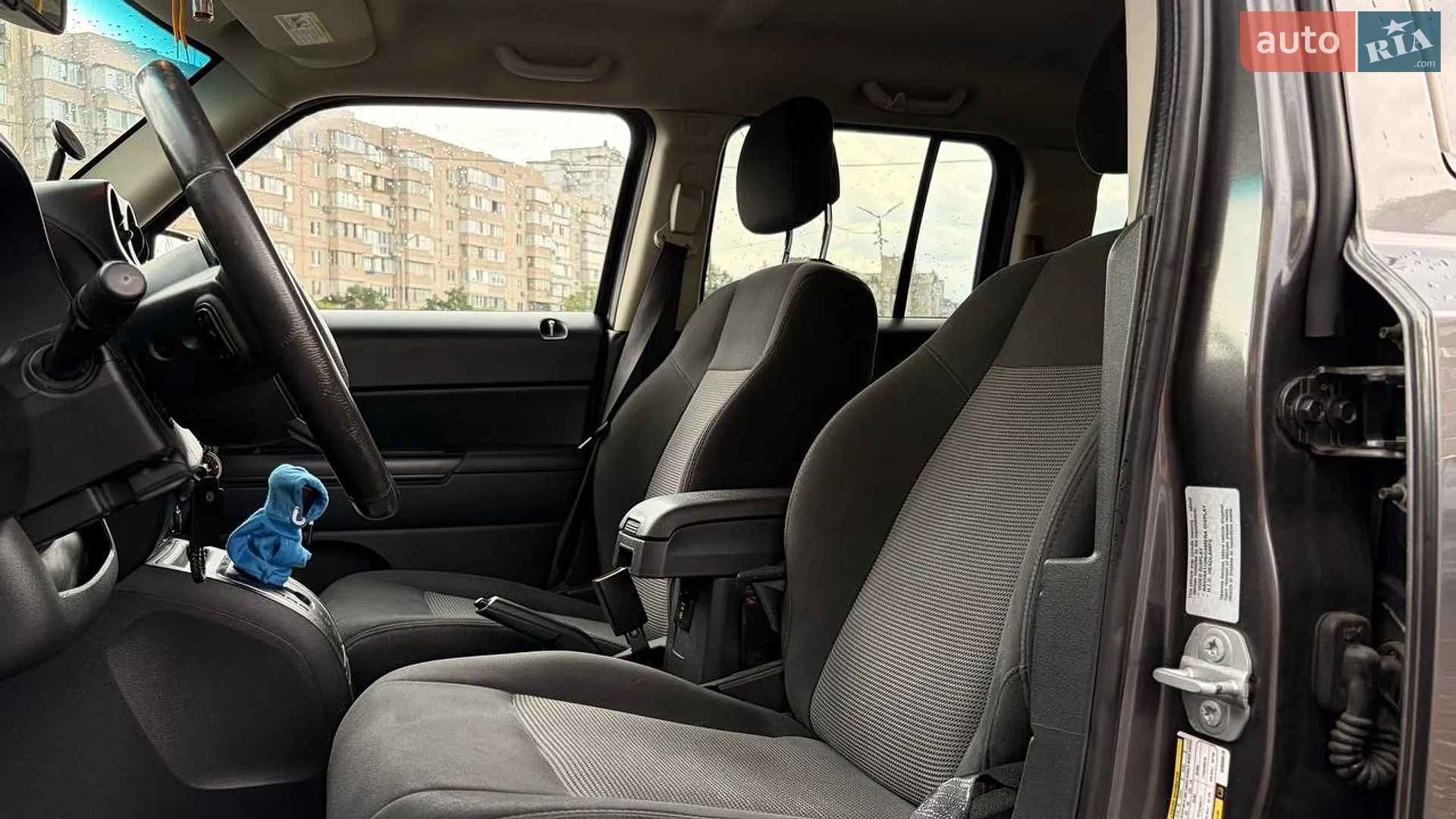 2015 Jeep Liberty (Patriot) - мініатюра 9