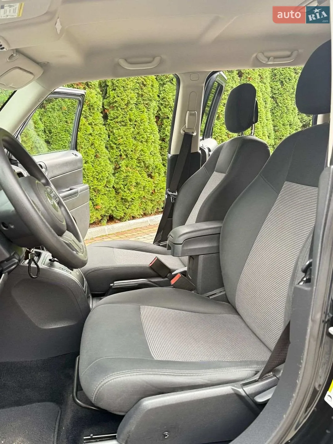 2012 Jeep Liberty (Patriot) - мініатюра 5