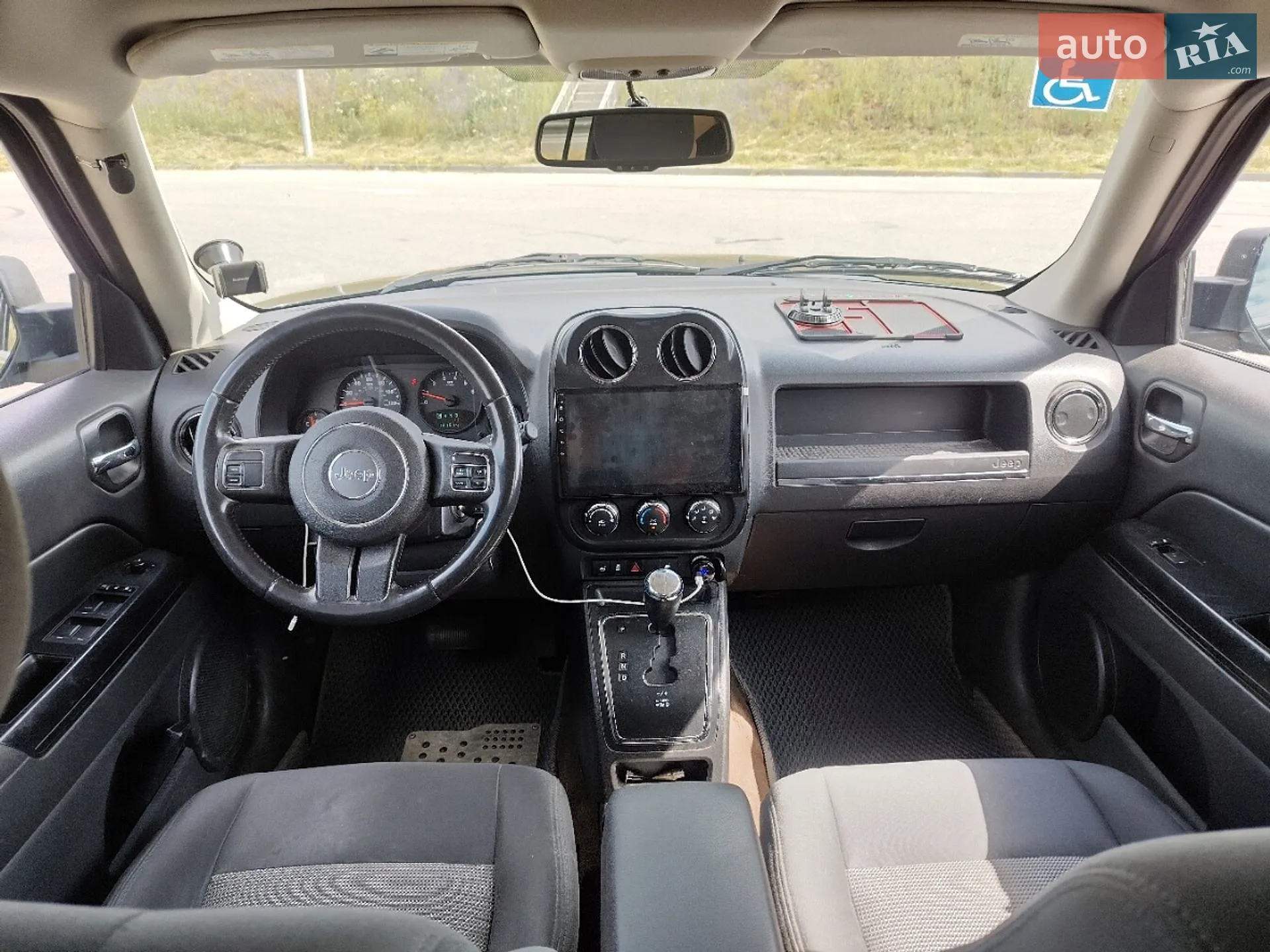 2013 Jeep Liberty (Patriot) - мініатюра 11