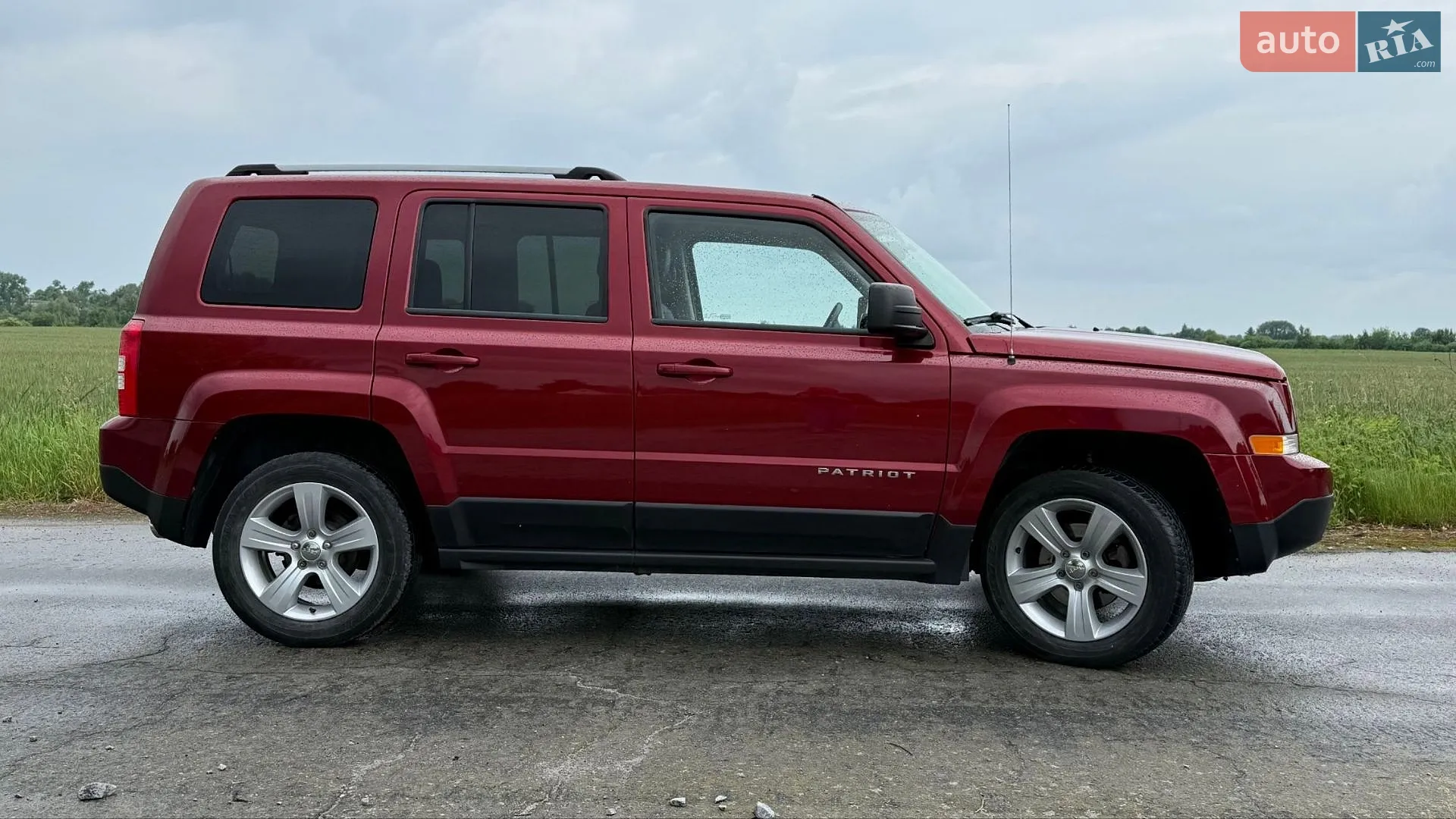 2016 Jeep Liberty (Patriot) - мініатюра 3