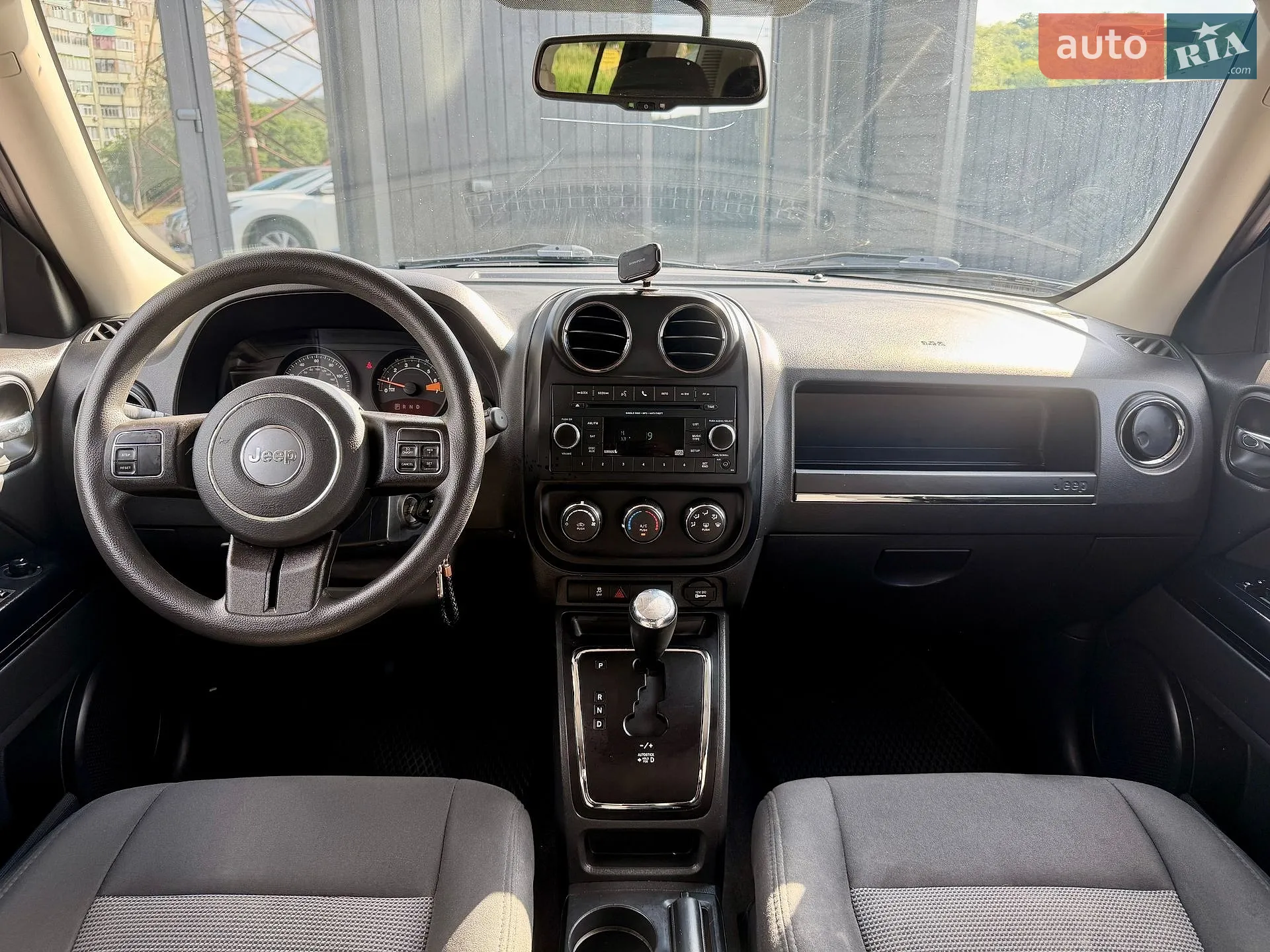 2016 Jeep Liberty (Patriot) - мініатюра 12