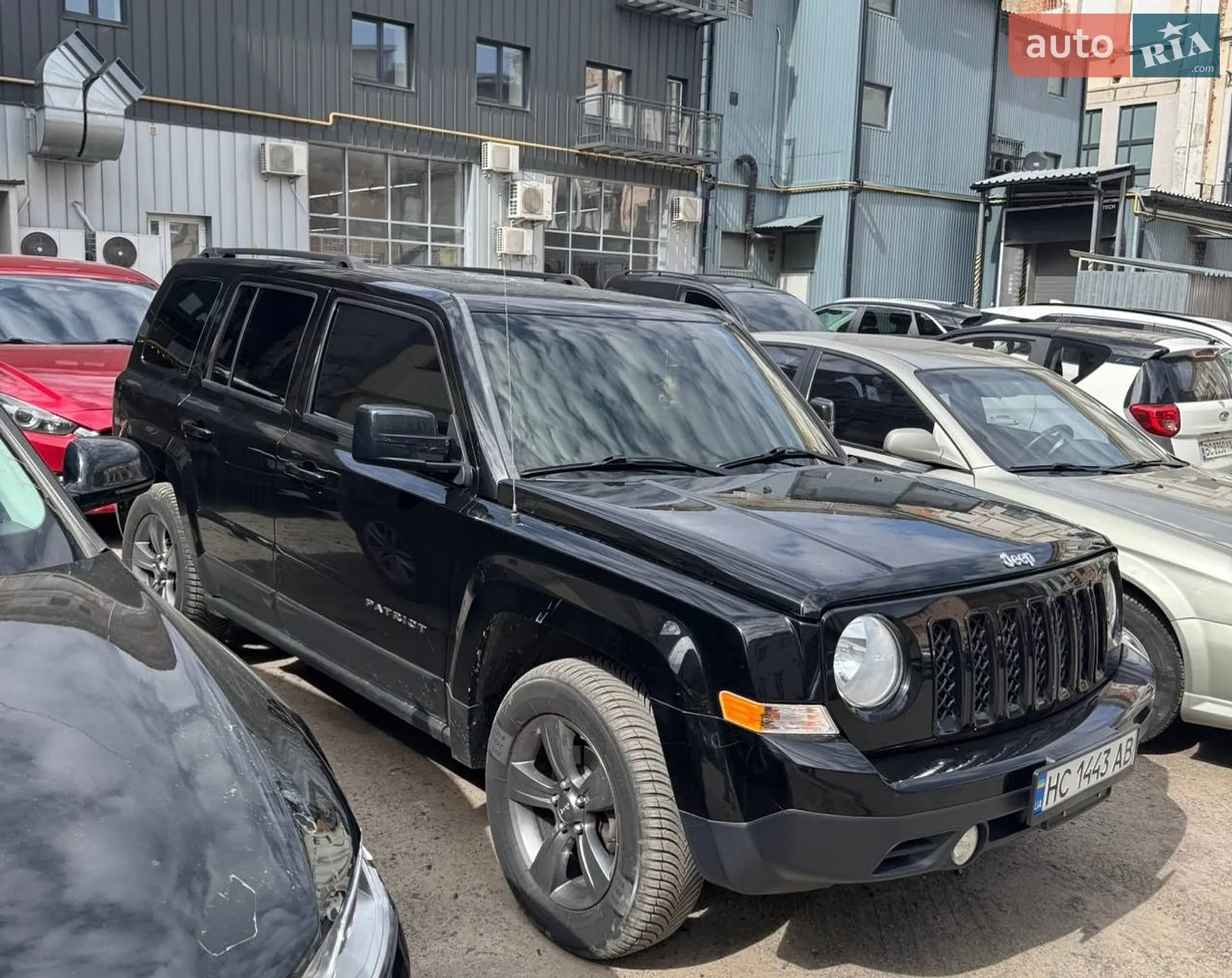 2015 Jeep Liberty (Patriot) - мініатюра 4