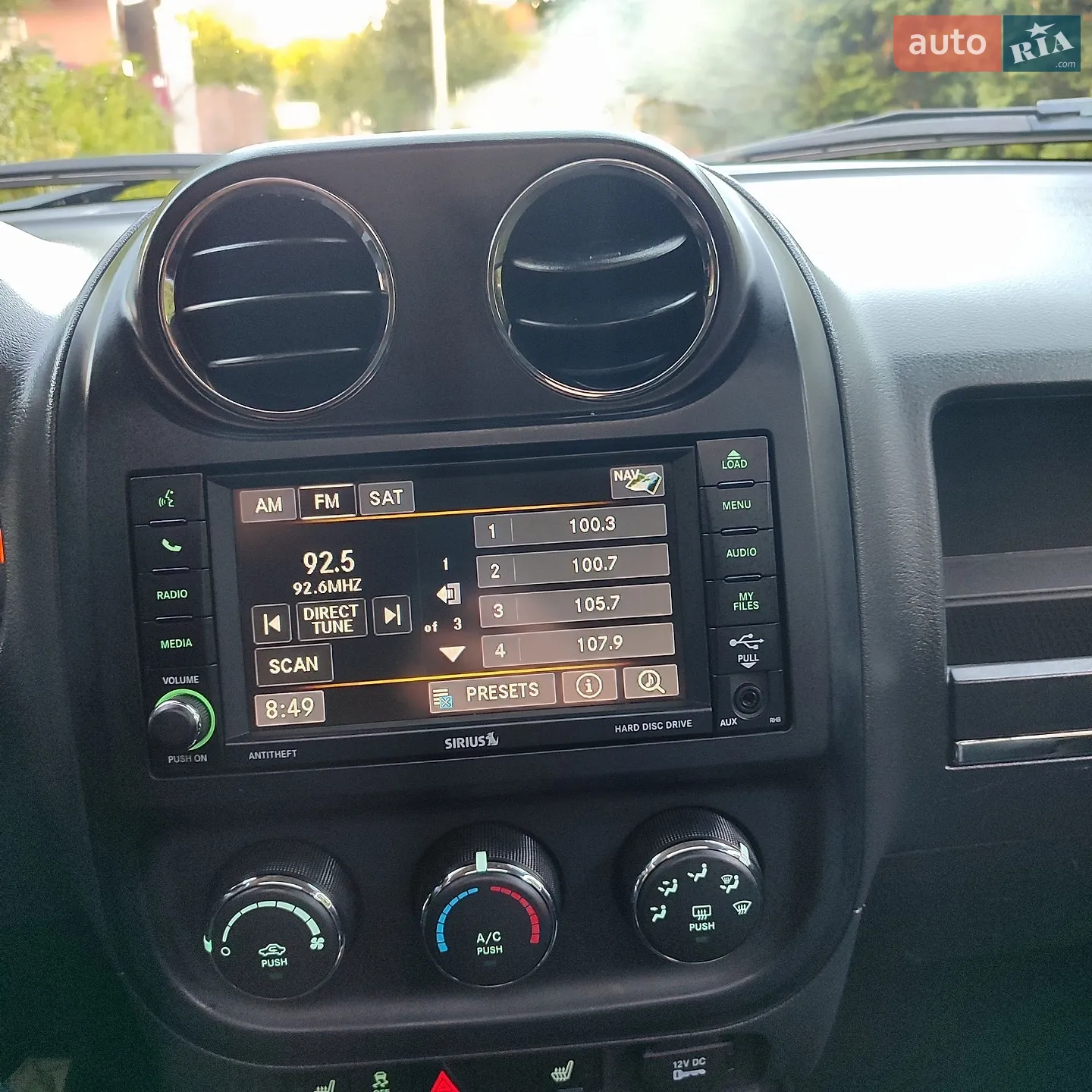 2015 Jeep Liberty (Patriot) - мініатюра 25