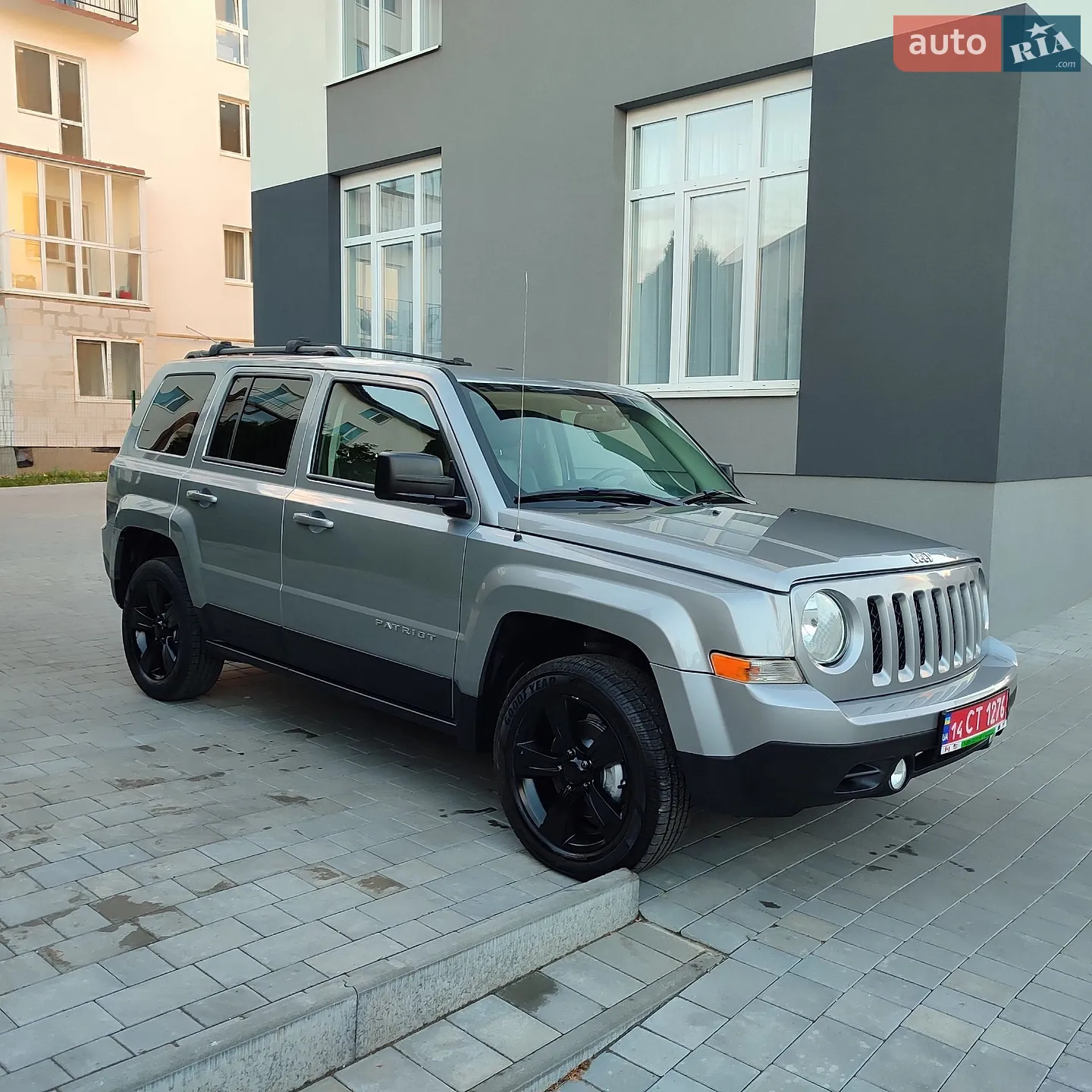 2015 Jeep Liberty (Patriot) - мініатюра 35
