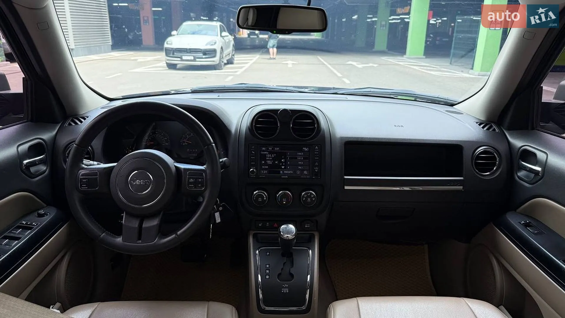 2015 Jeep Liberty (Patriot) - мініатюра 27