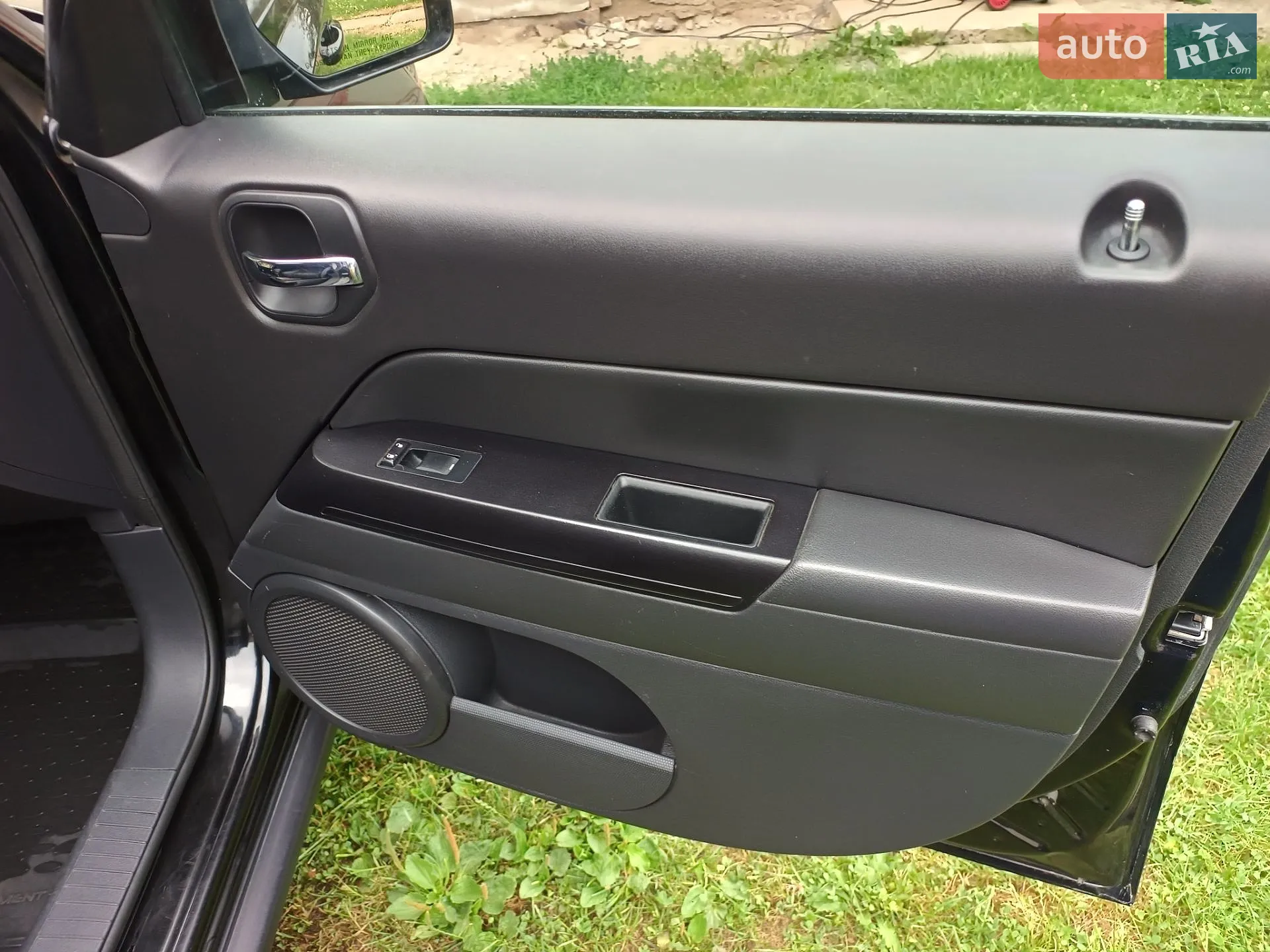 2016 Jeep Liberty (Patriot) - мініатюра 17