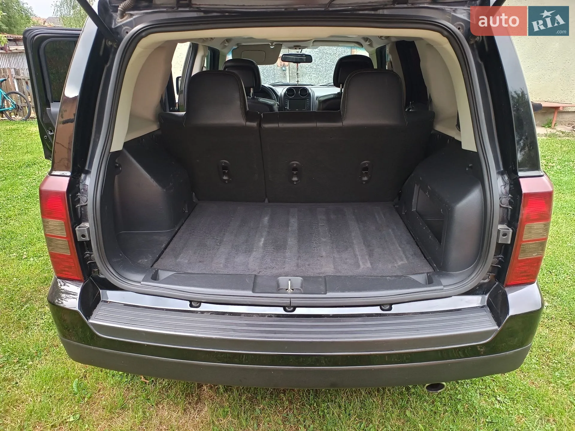 2016 Jeep Liberty (Patriot) - мініатюра 21