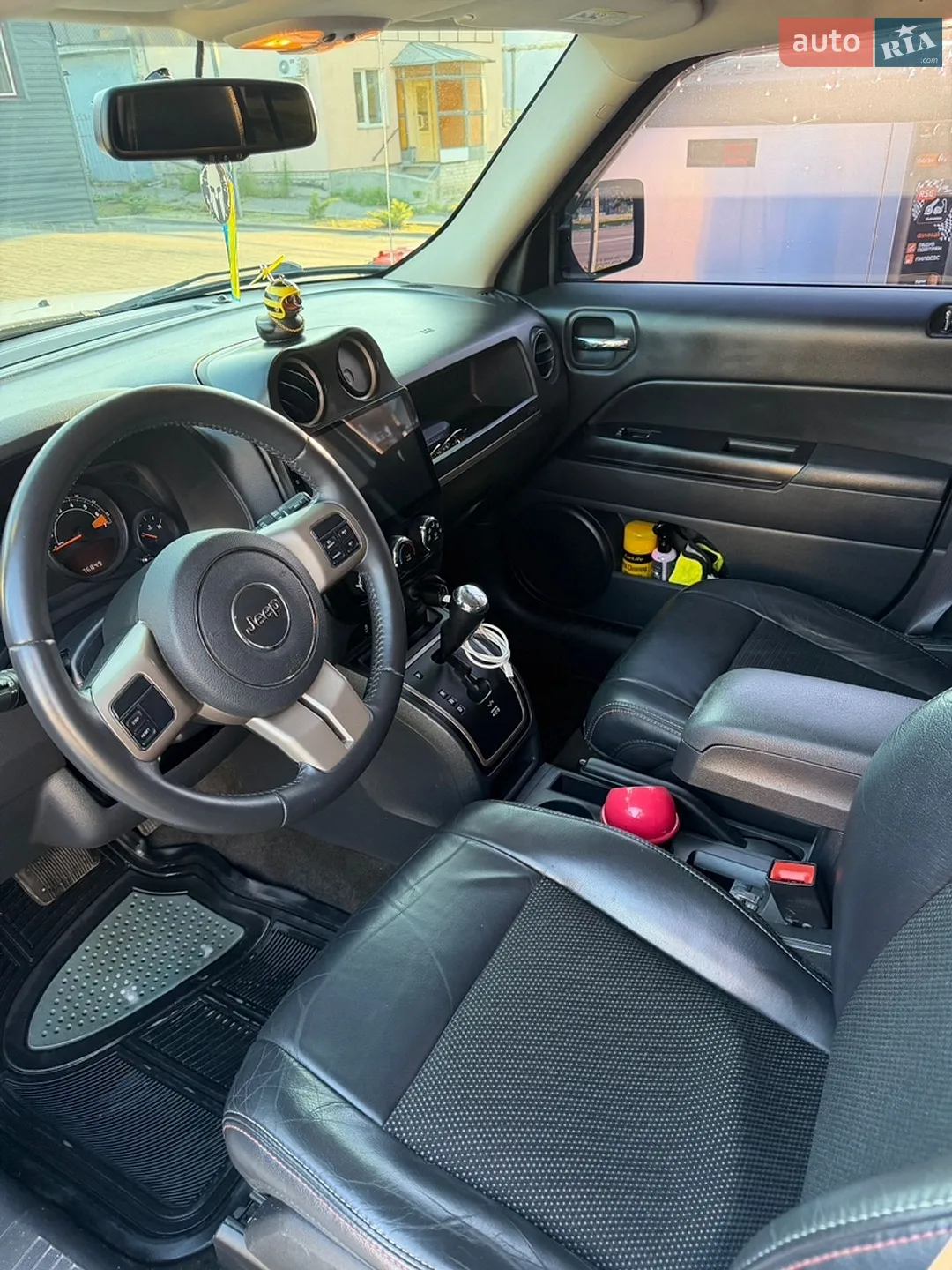 2016 Jeep Liberty (Patriot) - мініатюра 12