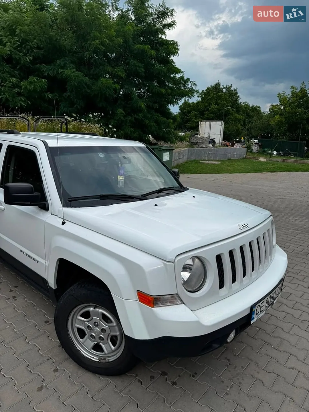 2015 Jeep Liberty (Patriot) - мініатюра 3