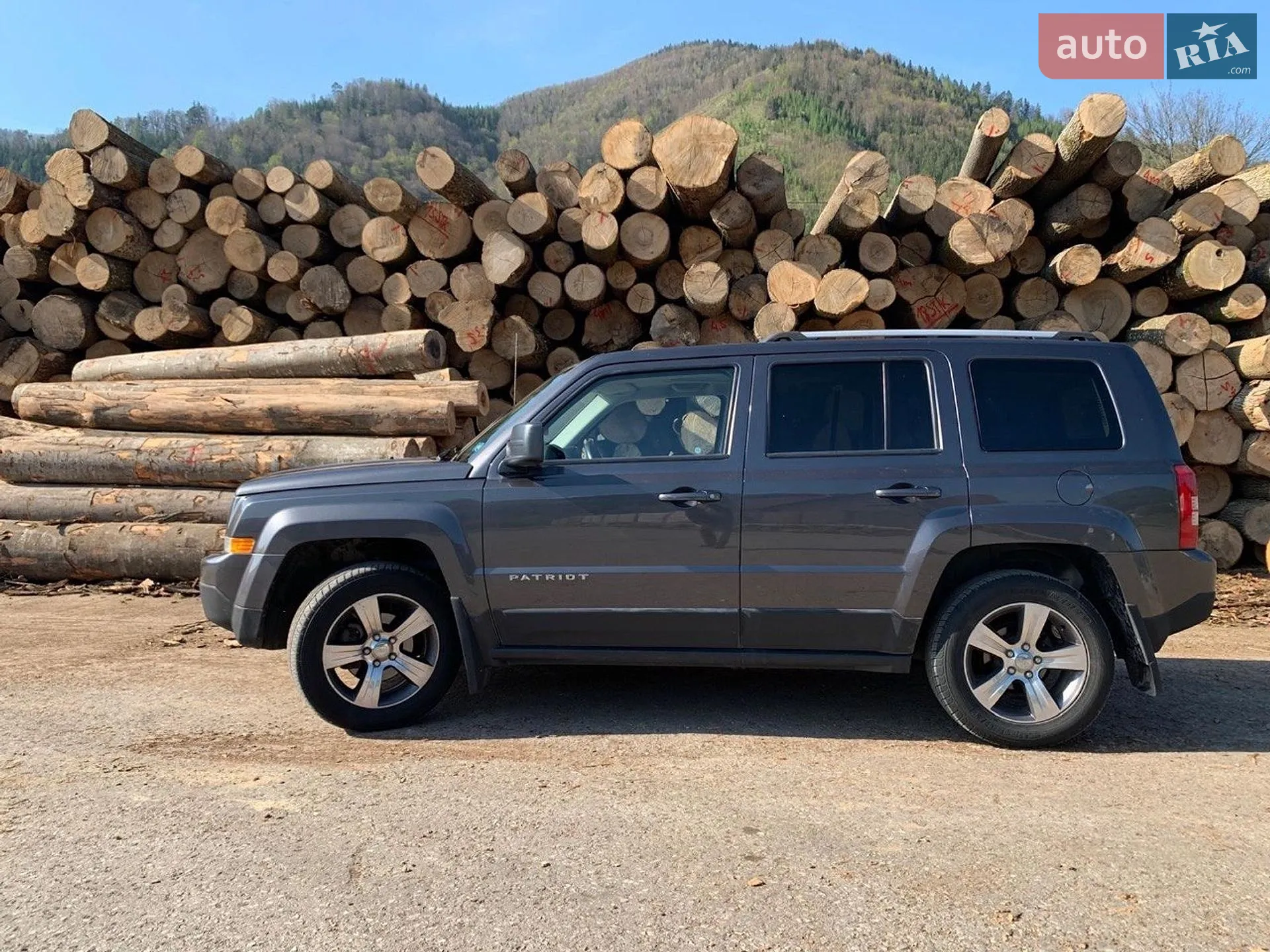 2016 Jeep Liberty (Patriot) - мініатюра 4