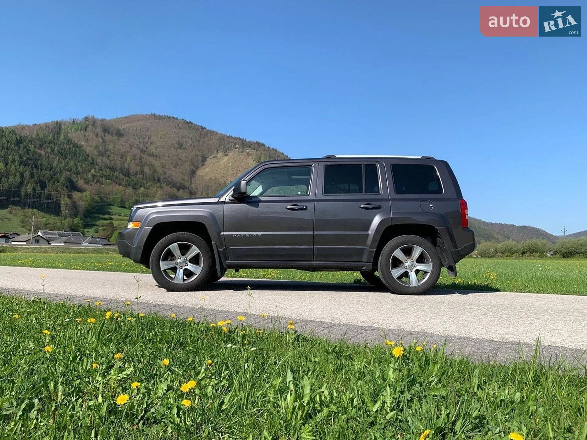 2016 Jeep Liberty (Patriot) - мініатюра 17