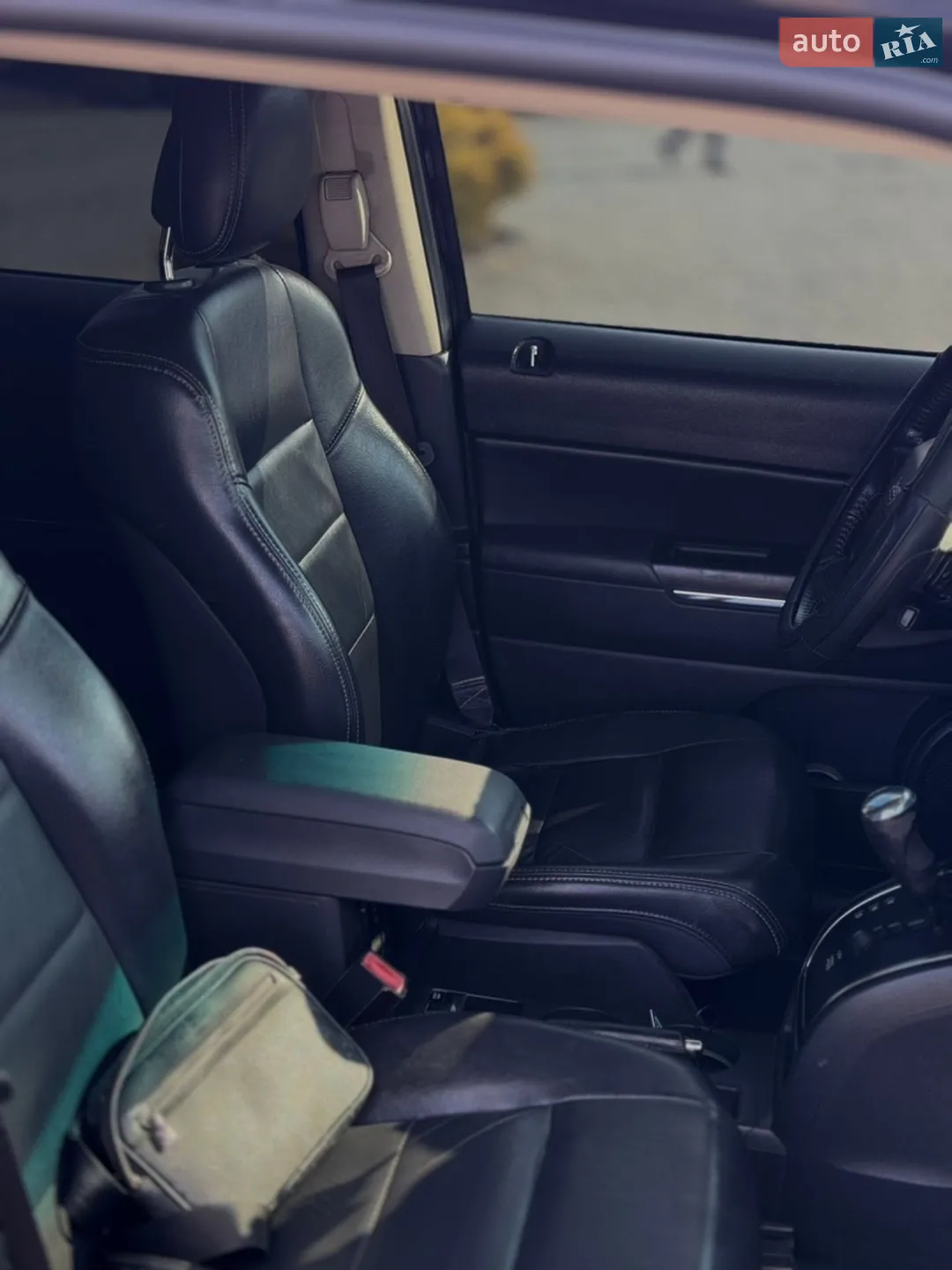 2010 Jeep Liberty (Patriot) - мініатюра 26
