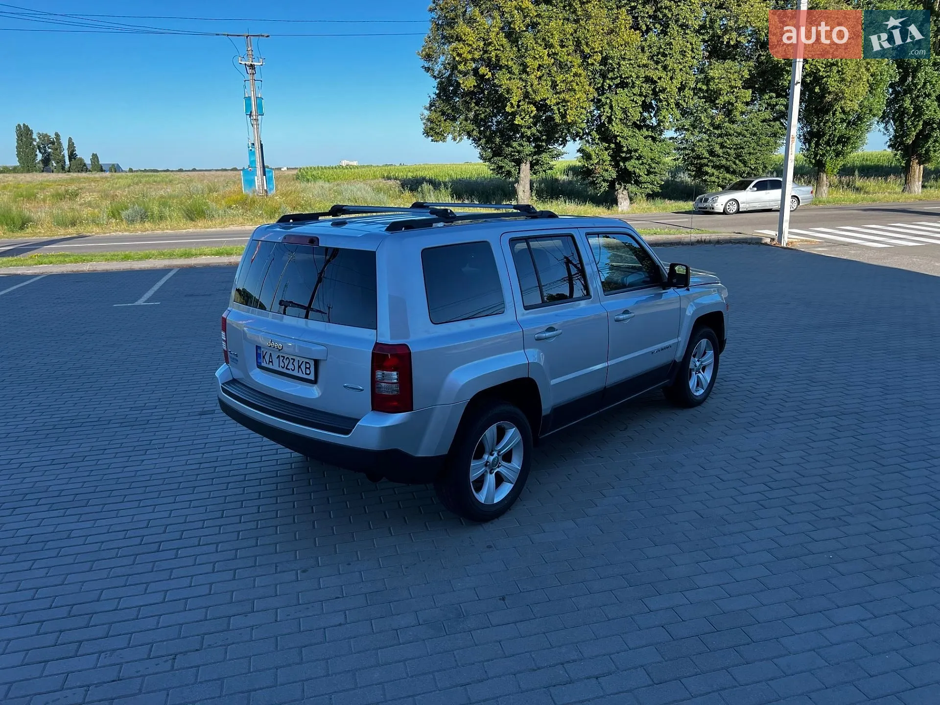 2010 Jeep Liberty (Patriot) - мініатюра 3