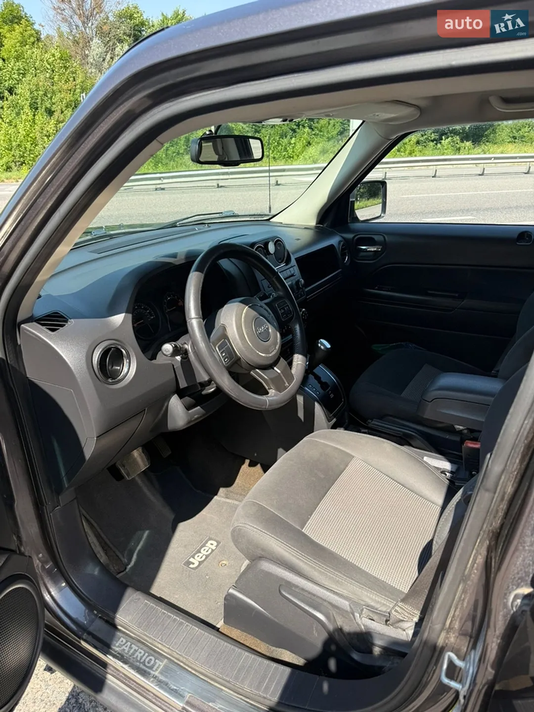 2015 Jeep Liberty (Patriot) - мініатюра 6