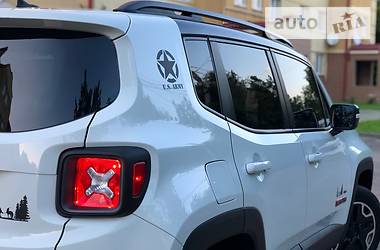 Позашляховик / Кросовер Jeep Renegade 2015 в Мукачевому