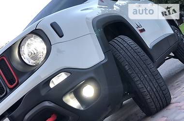 Позашляховик / Кросовер Jeep Renegade 2015 в Мукачевому