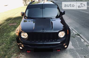 Внедорожник / Кроссовер Jeep Renegade 2017 в 