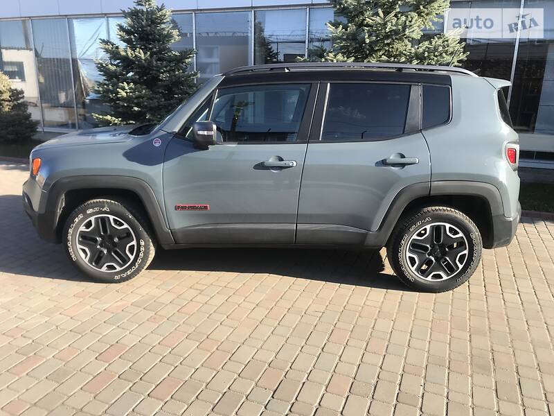 Внедорожник / Кроссовер Jeep Renegade 2015 в Полтаве