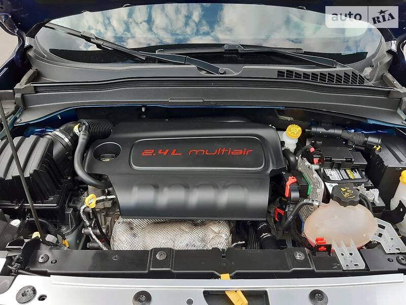 Внедорожник / Кроссовер Jeep Renegade 2016 в Одессе