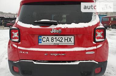 Внедорожник / Кроссовер Jeep Renegade 2015 в Черкассах