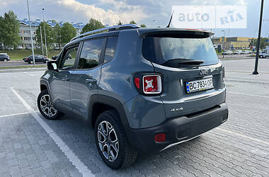 Позашляховик / Кросовер Jeep Renegade 2017 в Львові