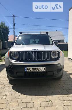 Позашляховик / Кросовер Jeep Renegade 2016 в Ужгороді