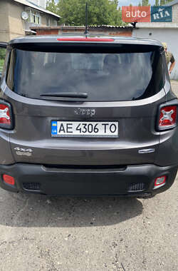 Внедорожник / Кроссовер Jeep Renegade 2017 в 