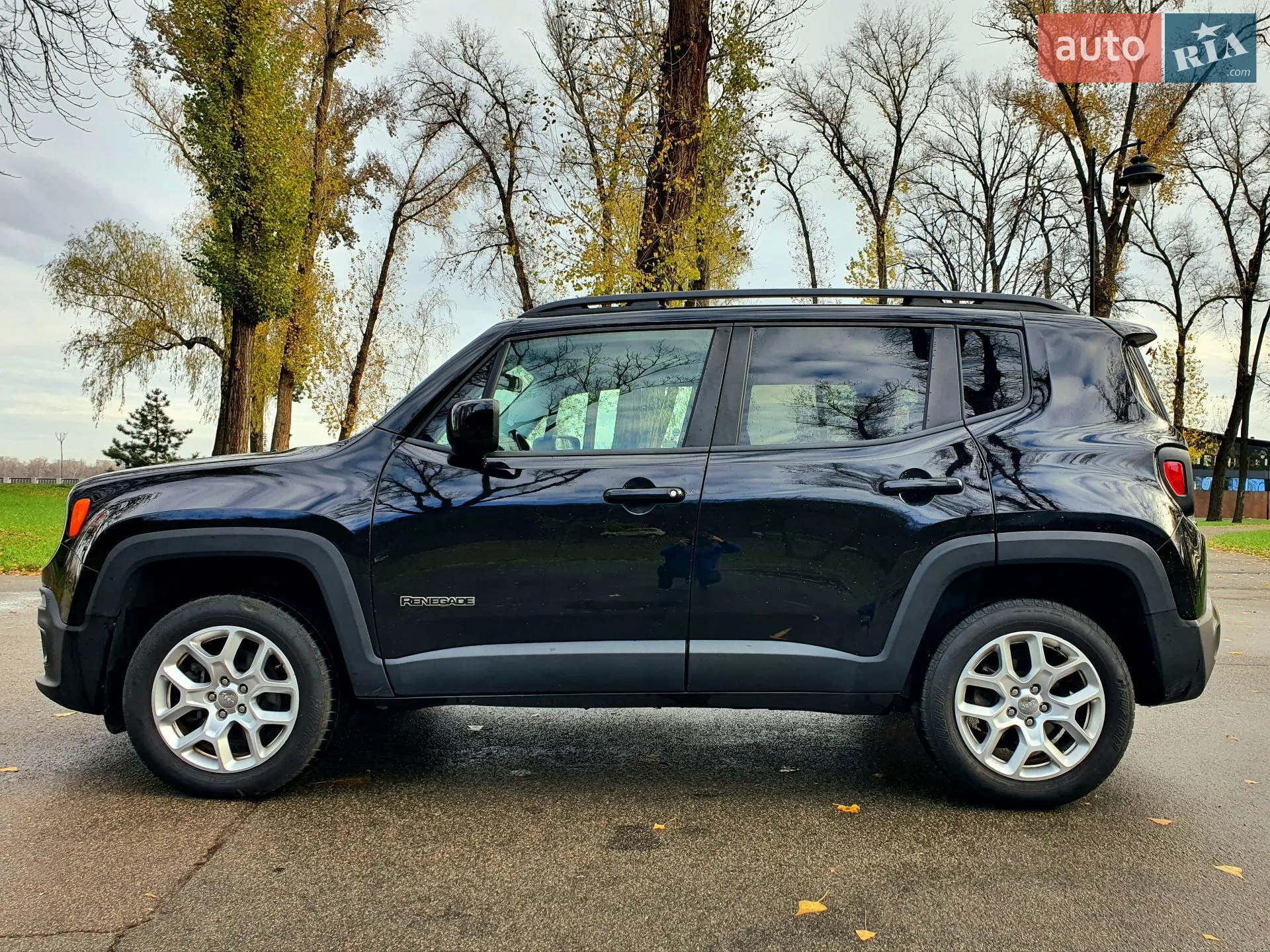 2016 Jeep Renegade - мініатюра 3