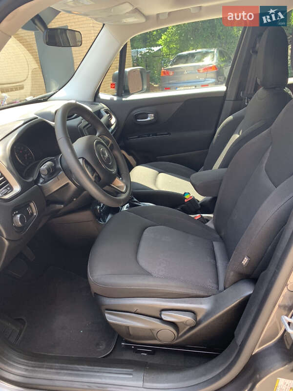 Внедорожник / Кроссовер Jeep Renegade 2017 в Харькове