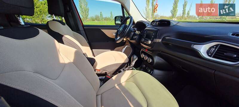 Позашляховик / Кросовер Jeep Renegade 2015 в Харкові