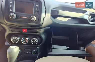 Внедорожник / Кроссовер Jeep Renegade 2015 в Харькове