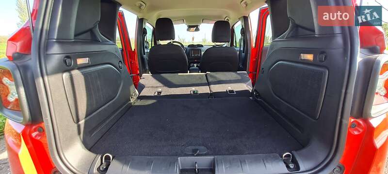 Позашляховик / Кросовер Jeep Renegade 2015 в Харкові