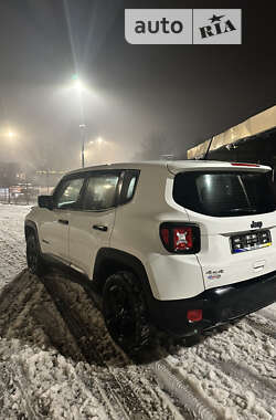 Внедорожник / Кроссовер Jeep Renegade 2018 в Ужгороде