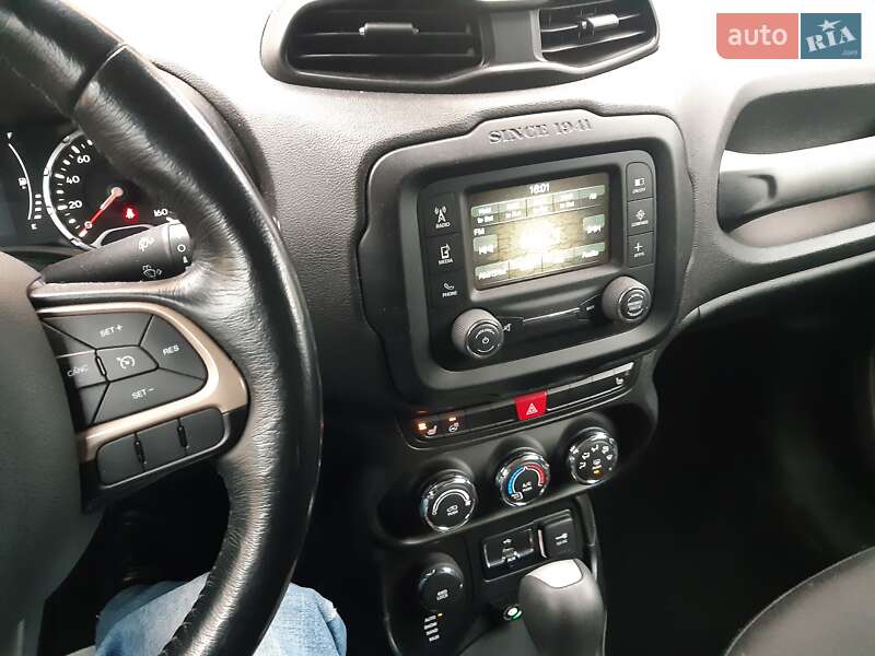 Позашляховик / Кросовер Jeep Renegade 2017 в Тульчині