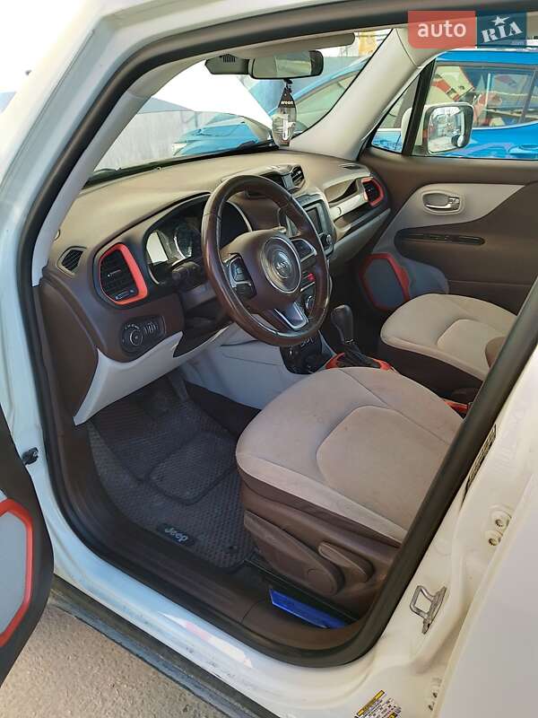 Внедорожник / Кроссовер Jeep Renegade 2015 в Борисполе