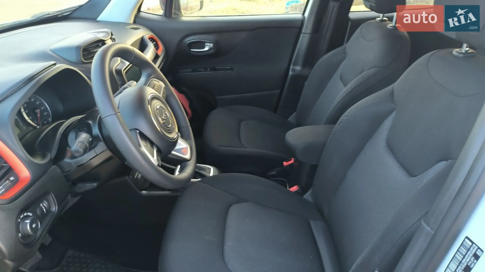 2018 Jeep Renegade - мініатюра 36