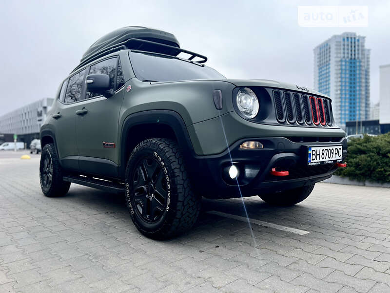 Внедорожник / Кроссовер Jeep Renegade 2015 в Одессе