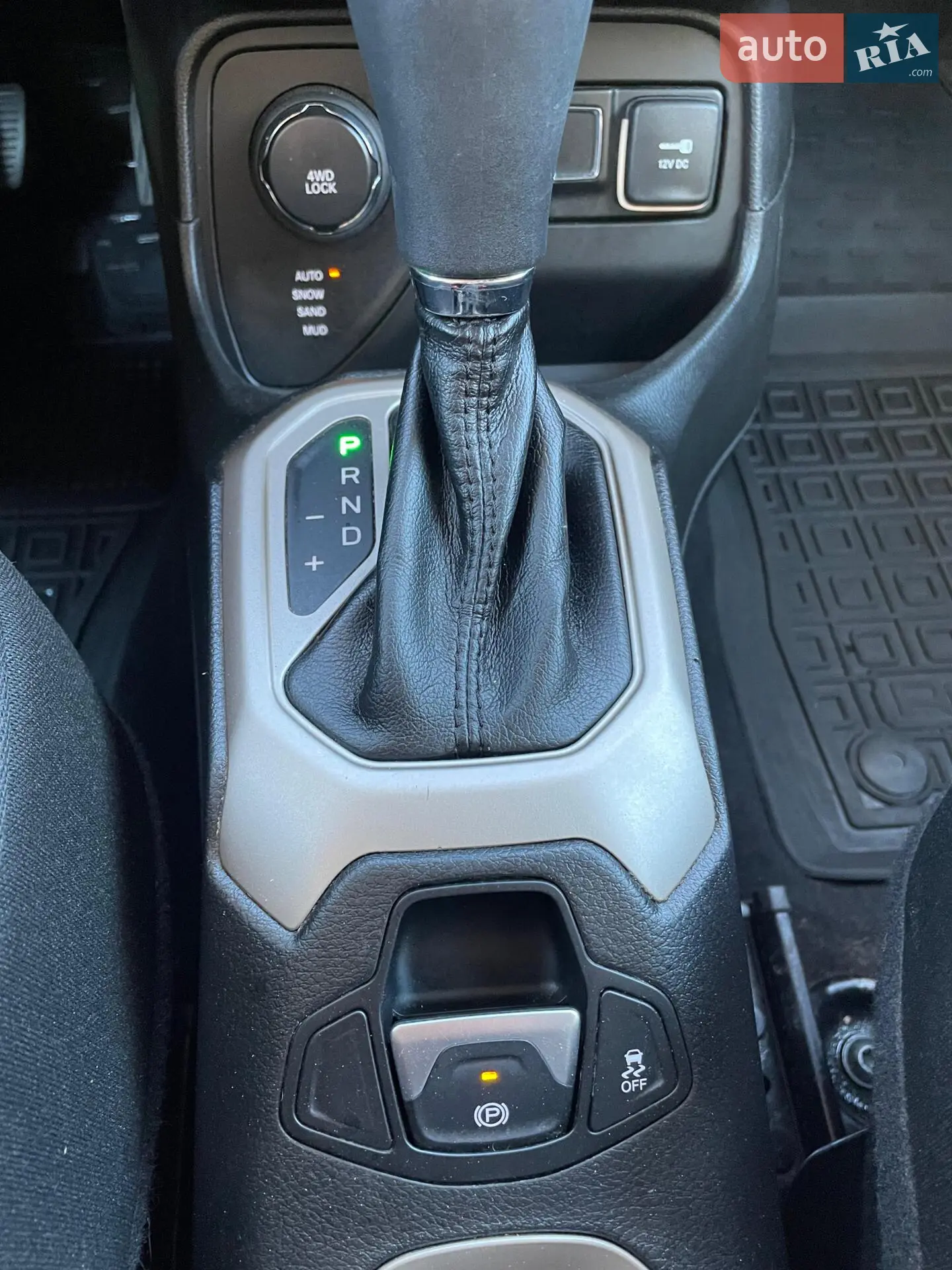 2015 Jeep Renegade - мініатюра 24