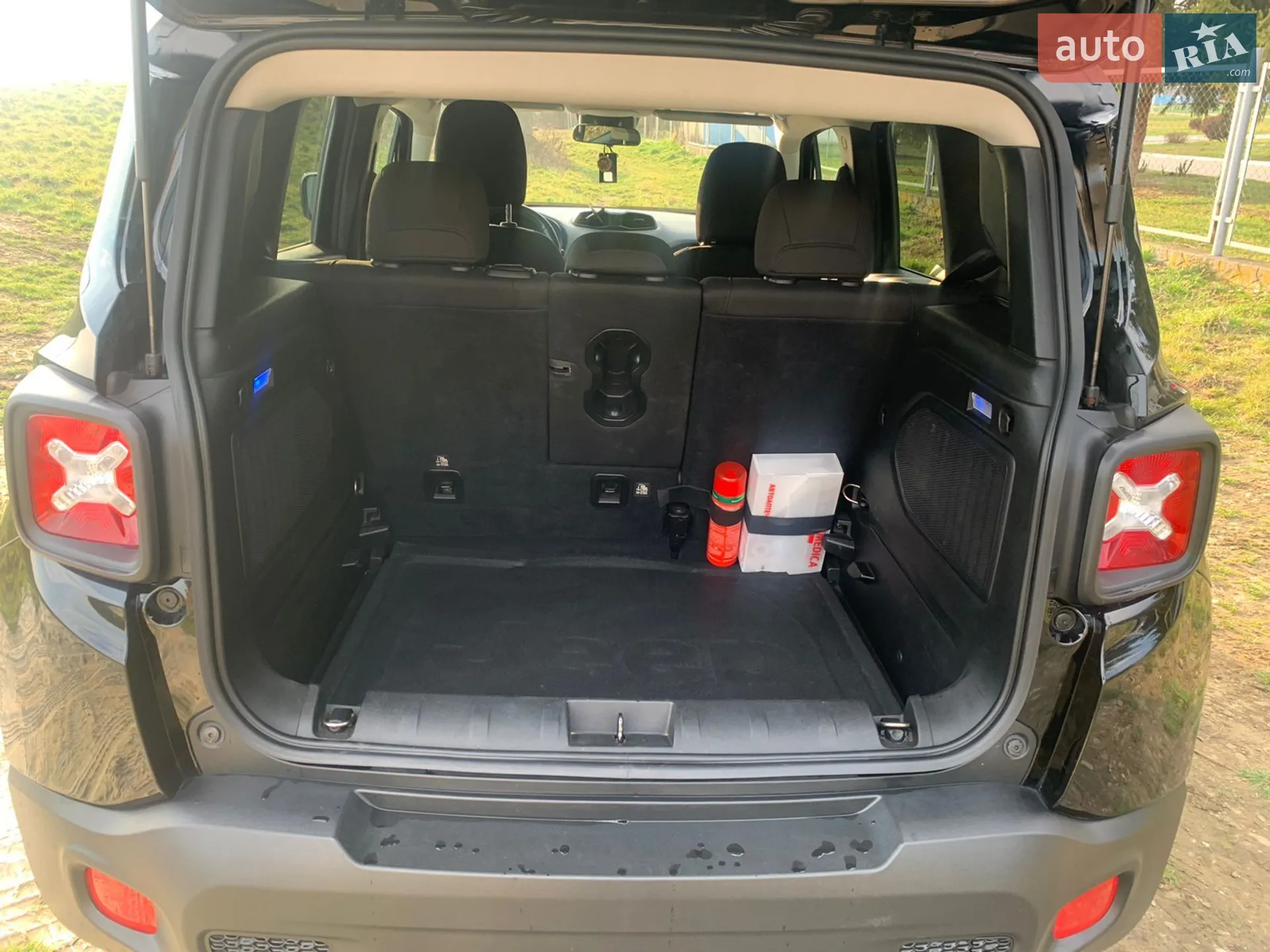 2015 Jeep Renegade - мініатюра 47