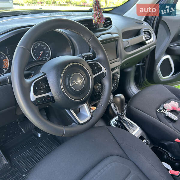 Позашляховик / Кросовер Jeep Renegade 2019 в Яремчі