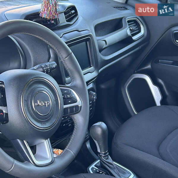 Позашляховик / Кросовер Jeep Renegade 2019 в Яремчі