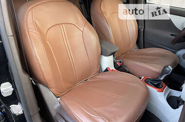 Внедорожник / Кроссовер Jeep Renegade 2015 в 