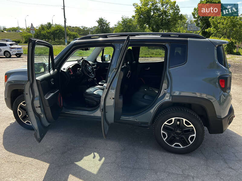 Позашляховик / Кросовер Jeep Renegade 2015 в Броварах